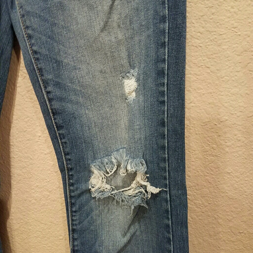 American Eagle Jeans Favorite Boyfriend Jeans - Picture 3 of 8